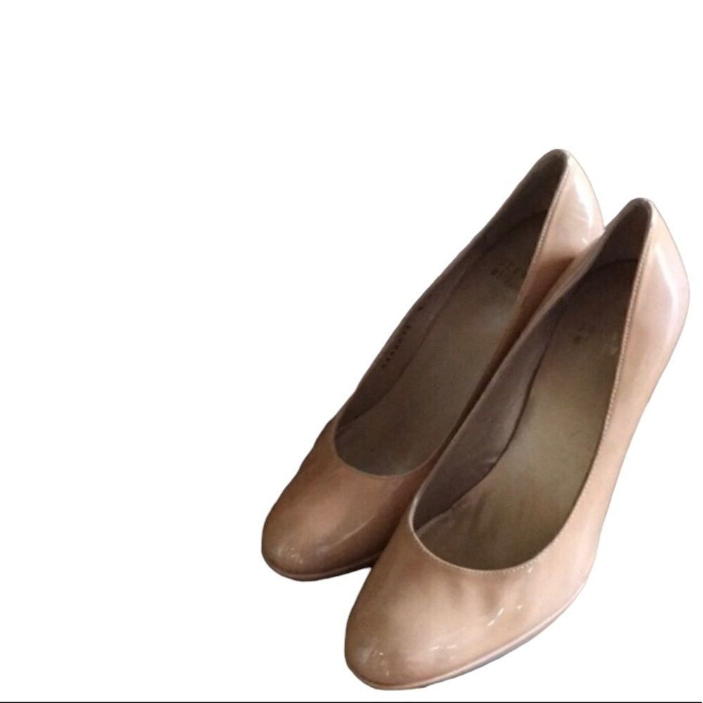 Stuart Weitzman Size 5.5 Cream Colored Heels